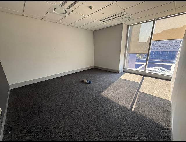476M² OFFICE TO LET IN ROSEBANK